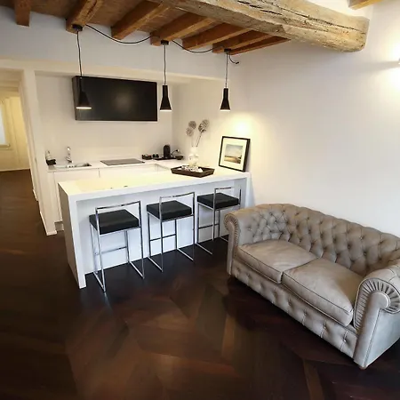 Emilia Relax Modena